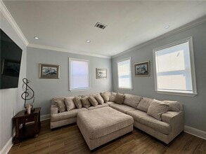 3103 Cherry St, Unit B in New Orleans, LA - Foto de edificio - Building Photo