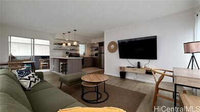 2547 Ala Wai Blvd in Honolulu, HI - Building Photo - Building Photo