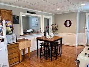 96 Ridgedale Ave in Madison, NJ - Building Photo - Building Photo