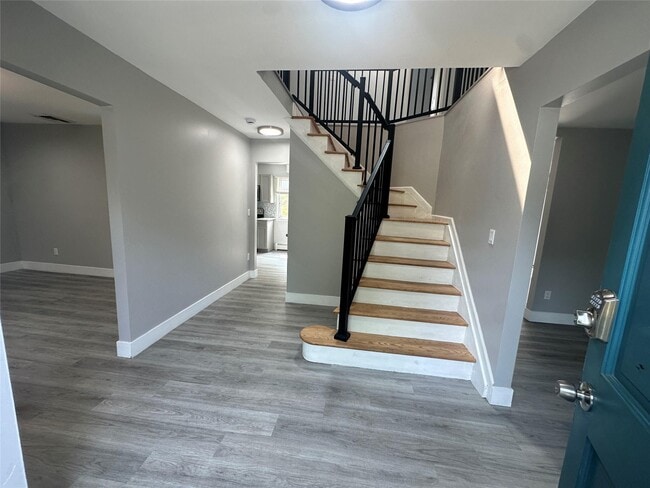 38 Dorothy St in Port Jefferson Station, NY - Building Photo - Building Photo