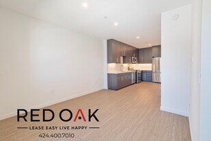 11405 Chandler Blvd in North Hollywood, CA - Building Photo