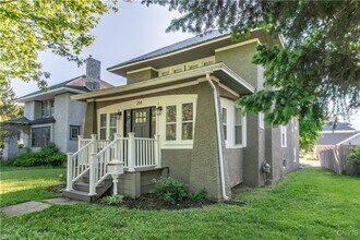 216 Park Dr W in Watertown, NY - Building Photo - Building Photo