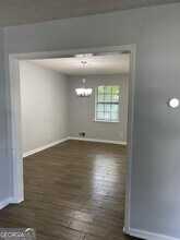 1356 Diplomat Dr in Riverdale, GA - Building Photo - Building Photo