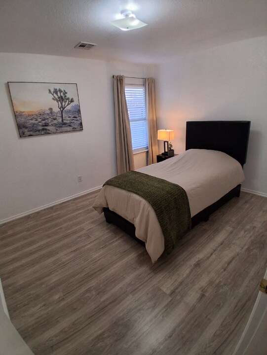 2036 Cloverdale Ln in Norman, OK - Foto de edificio