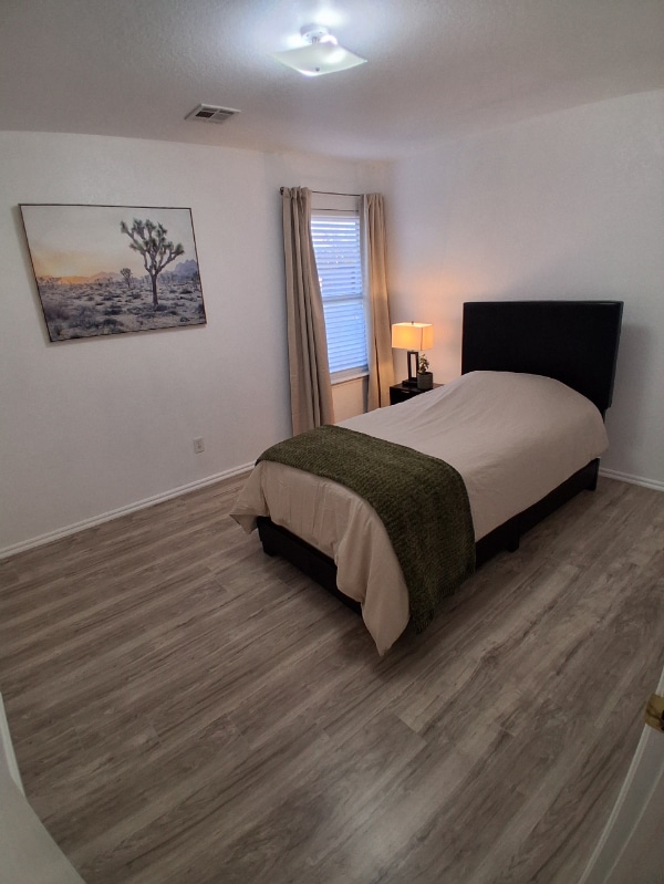 property at 2036 Cloverdale Ln