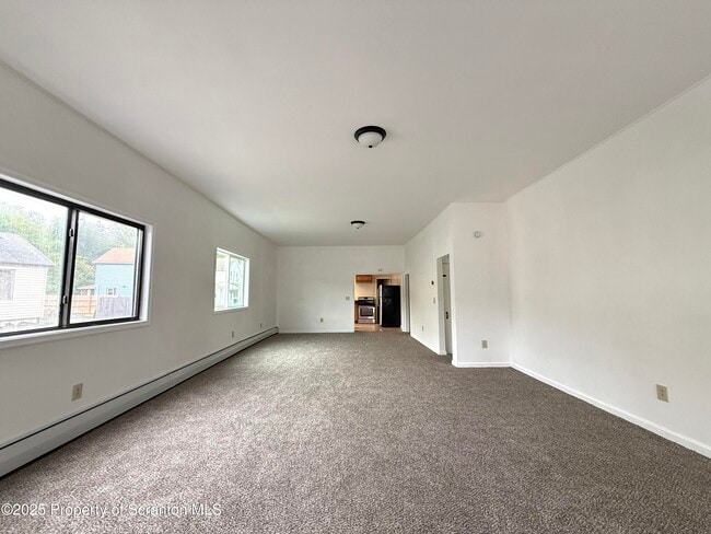 42 Cleveland St in Wilkes-Barre, PA - Building Photo - Building Photo