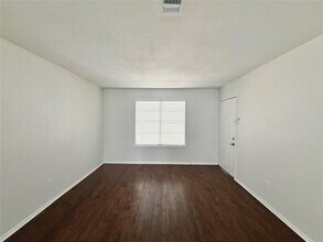 3633 N MacGregor Way in Houston, TX - Building Photo - Building Photo