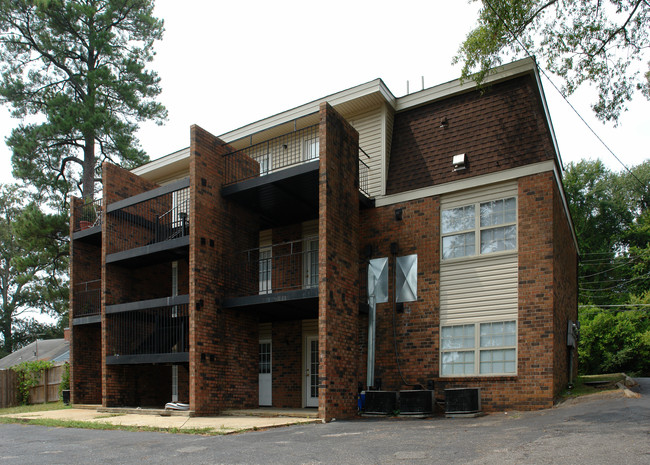 Britney Place Apartments in Fayetteville, NC - Building Photo - Building Photo