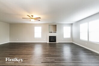 5671 W Woodview Trail in McCordsville, IN - Building Photo - Building Photo