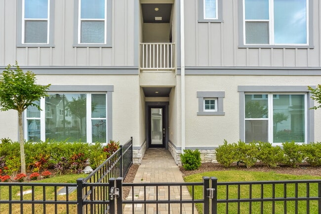 property at 1125 Mahonia Ct