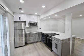 1353 S Coffman St in Longmont, CO - Building Photo - Building Photo