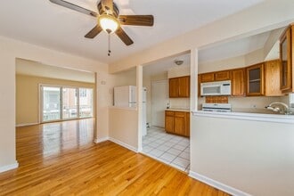 2334 W 111th St in Chicago, IL - Building Photo - Building Photo