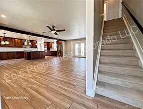 12301 Sixth St in Parker, CO - Foto de edificio - Building Photo