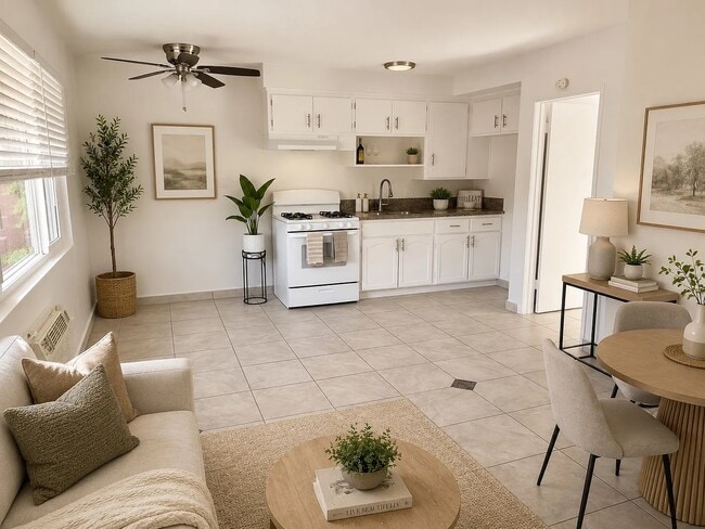 9204 Sepulveda Blvd, Unit 9