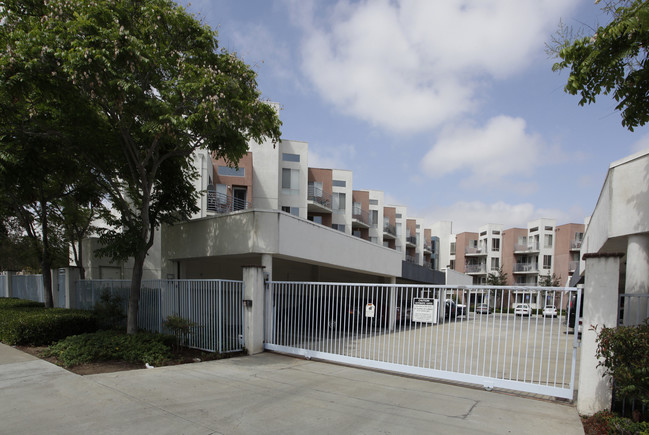 Lexington Senior Apartments in El Cajon, CA - Building Photo - Building Photo