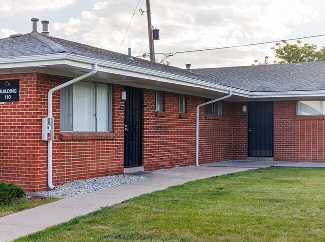 Bella Vista in Denver, CO - Foto de edificio - Building Photo