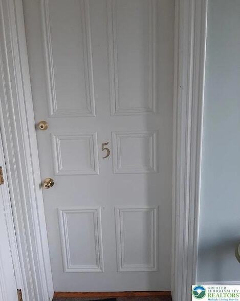 146 S Church St, Unit 5 in Macungie, PA - Building Photo - Building Photo