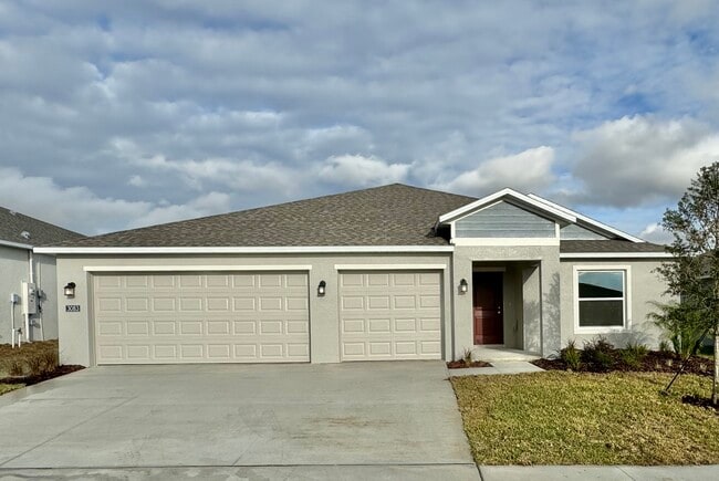 3083 Totem Rd in Eagle Lake, FL - Building Photo - Building Photo