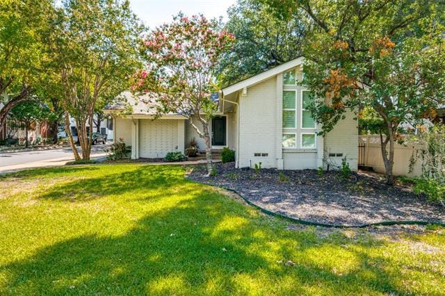 property at 3101 Lovers Ln