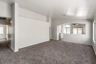 1478 E 10th Pl in Casa Grande, AZ - Building Photo - Building Photo