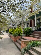 2329 W Grace St in Richmond, VA - Foto de edificio - Building Photo