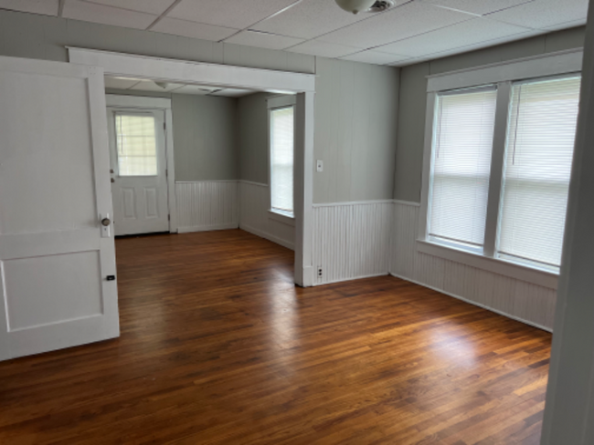 property at 1116 Virginia Ave