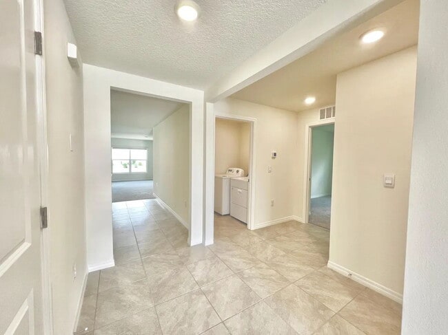 8788 SW 49th Ave in Ocala, FL - Building Photo - Building Photo