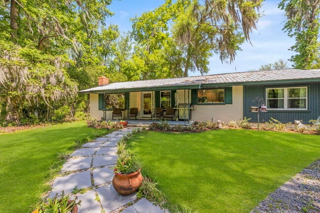 property at 238 W Magnolia Ave