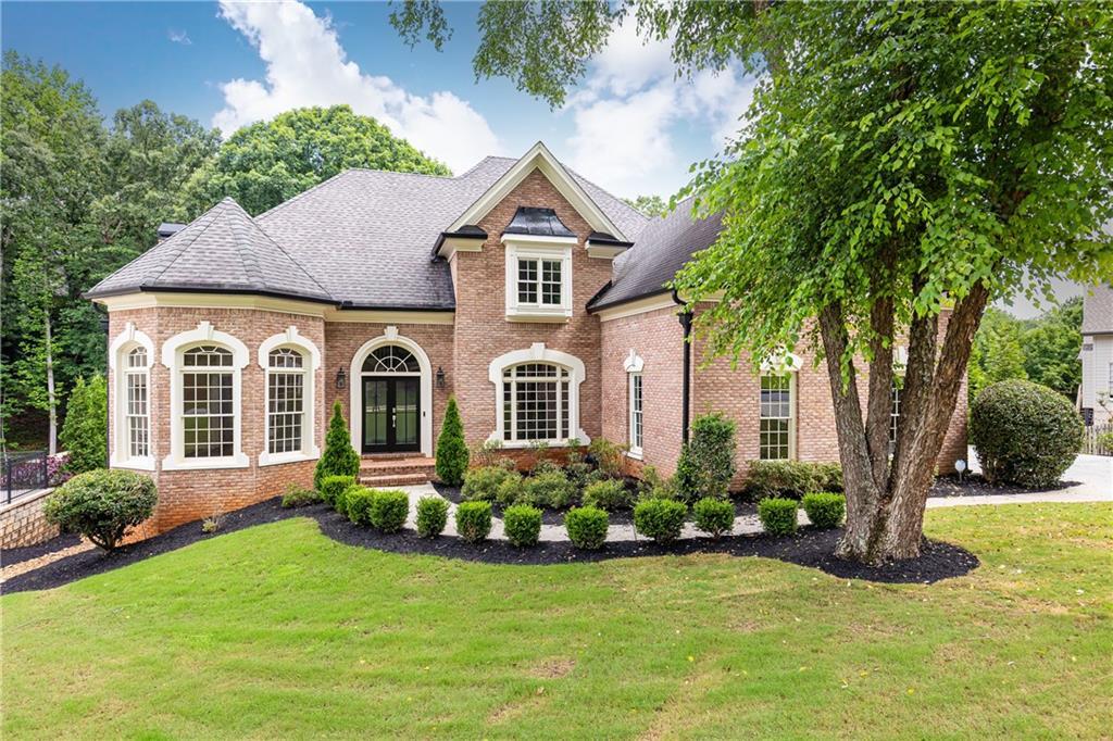 9360 Nesbit Lakes Dr in Alpharetta, GA - Building Photo