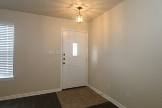 4719 Manitou Bay in San Antonio, TX - Building Photo - Building Photo