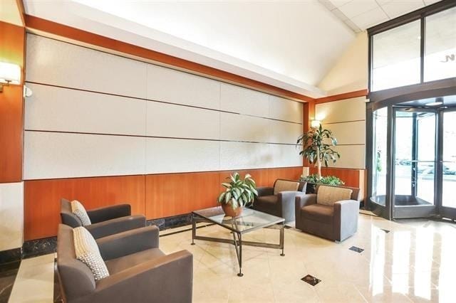 property at 6 Horizon Rd