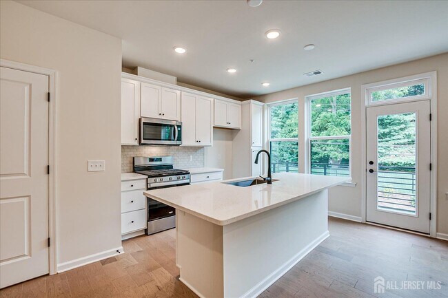 property at 624 Sadie Cir