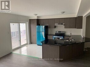 19 Ridge Rd in Cambridge, ON - Building Photo - Building Photo