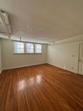 2806 Xerxes Ave S in Minneapolis, MN - Building Photo - Interior Photo