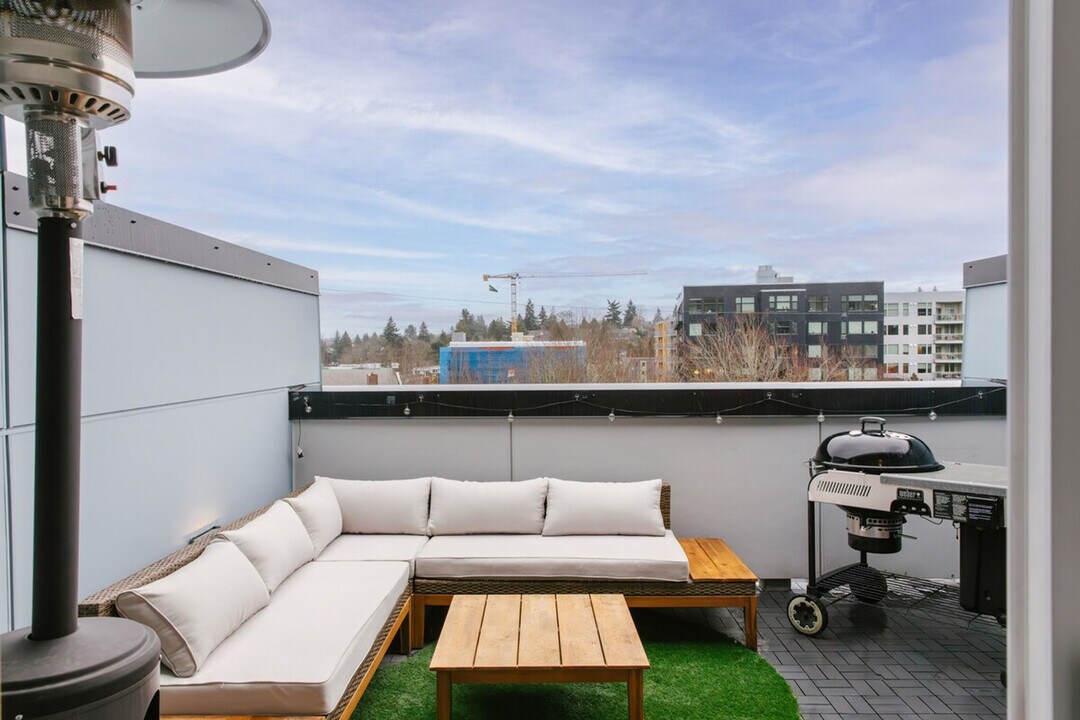 4748 36th Ave S in Seattle, WA - Building Photo