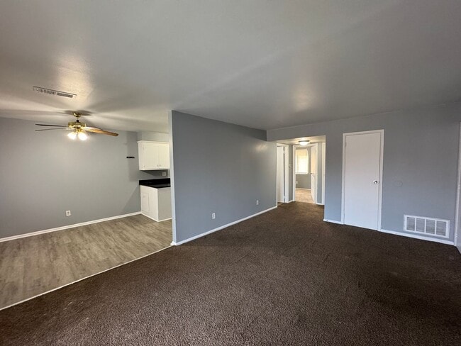 9128 E 10th St in Indianapolis, IN - Building Photo - Building Photo