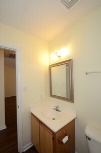 132 Brenda Dr photo'