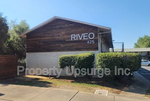 445 Nelson Ave in Oroville, CA - Building Photo