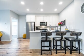 46180 Thomas Rd in Chilliwack, BC - Building Photo - Building Photo