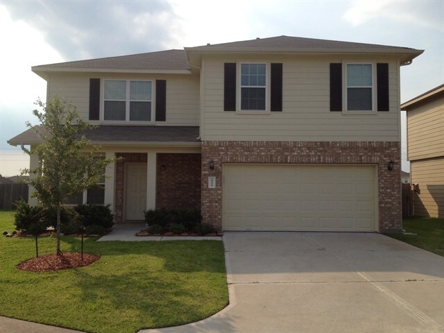 property at 19554 Plantation Cove Ln