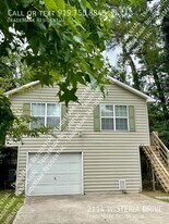 2114 Wisteria Dr in Wilmington, NC - Building Photo