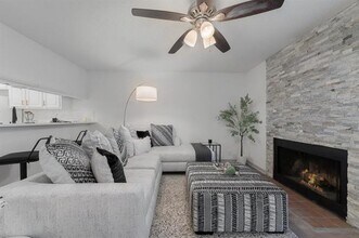 5981 Arapaho Rd in Dallas, TX - Building Photo - Building Photo