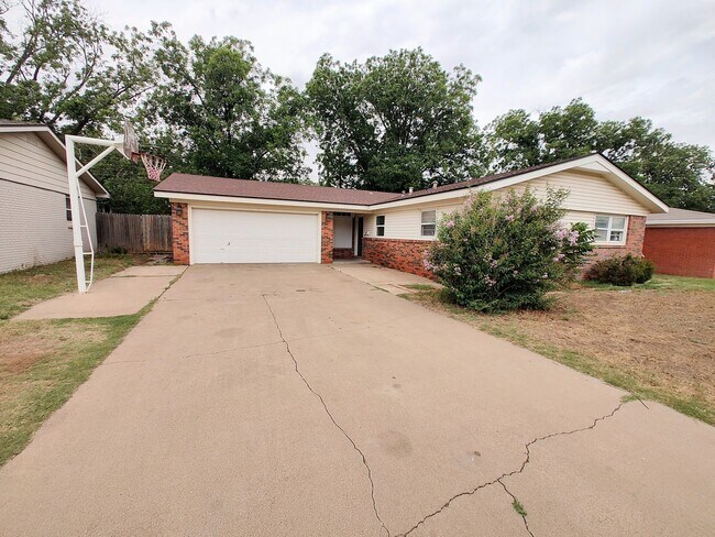 property at 4428 28th St