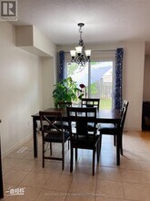 1466 S Wenige Dr in London, ON - Building Photo - Building Photo