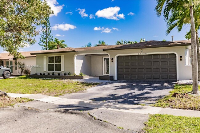 10760 NW 29th Manor in Sunrise, FL - Building Photo - Building Photo