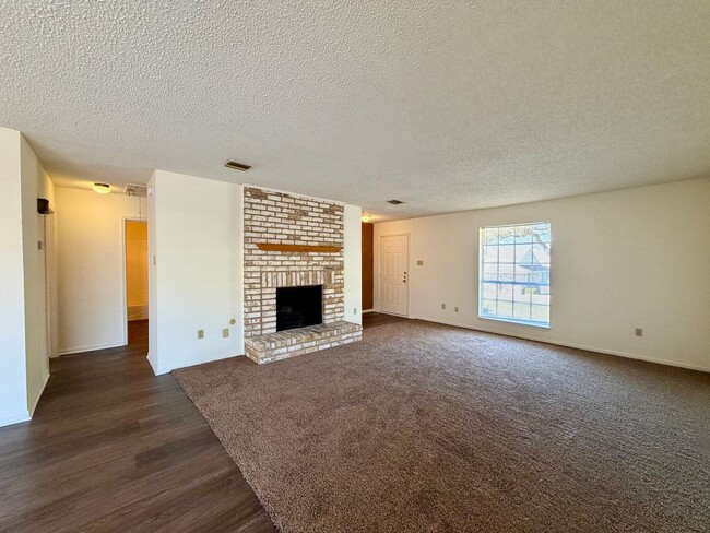 6700 Old Briarstown Dr in Waco, TX - Building Photo - Building Photo