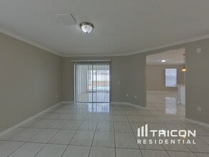 4423 Hamlet Ct in Kissimmee, FL - Building Photo - Building Photo