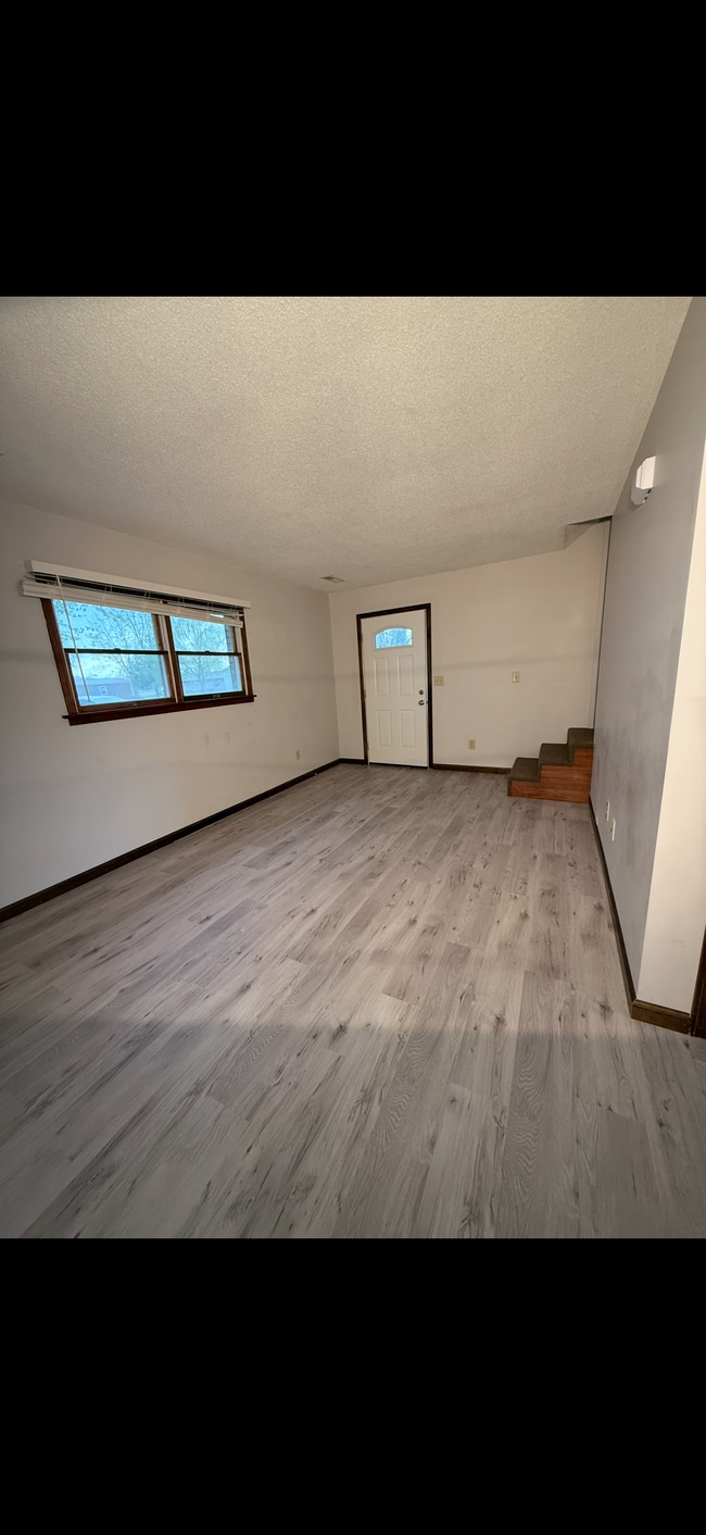 14102 Southwind Dr in Effingham, IL - Building Photo - Building Photo