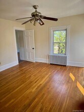 53 Bayside Ave in Oyster Bay, NY - Building Photo - Building Photo