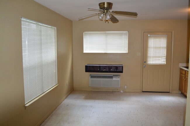 230 Ambrea St in Trumann, AR - Building Photo - Building Photo